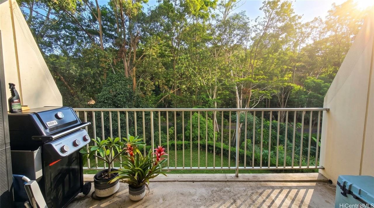 95-2039 Waikalani Pl #C301 - Photo 4 of 8