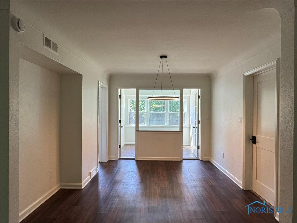 2237 Evergreen Rd #3 - Photo 4 of 23