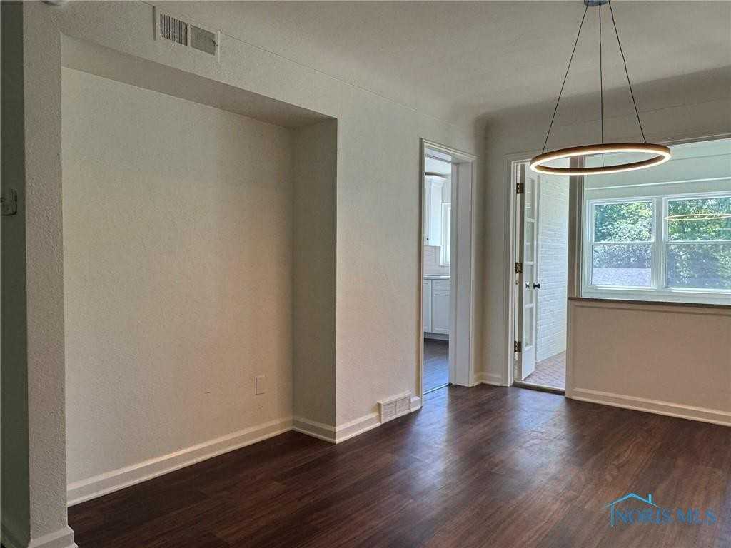 2237 Evergreen Rd #3 - Photo 6 of 23