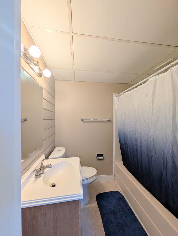 1200 W Kaley Ave ##B - Photo 6 of 6