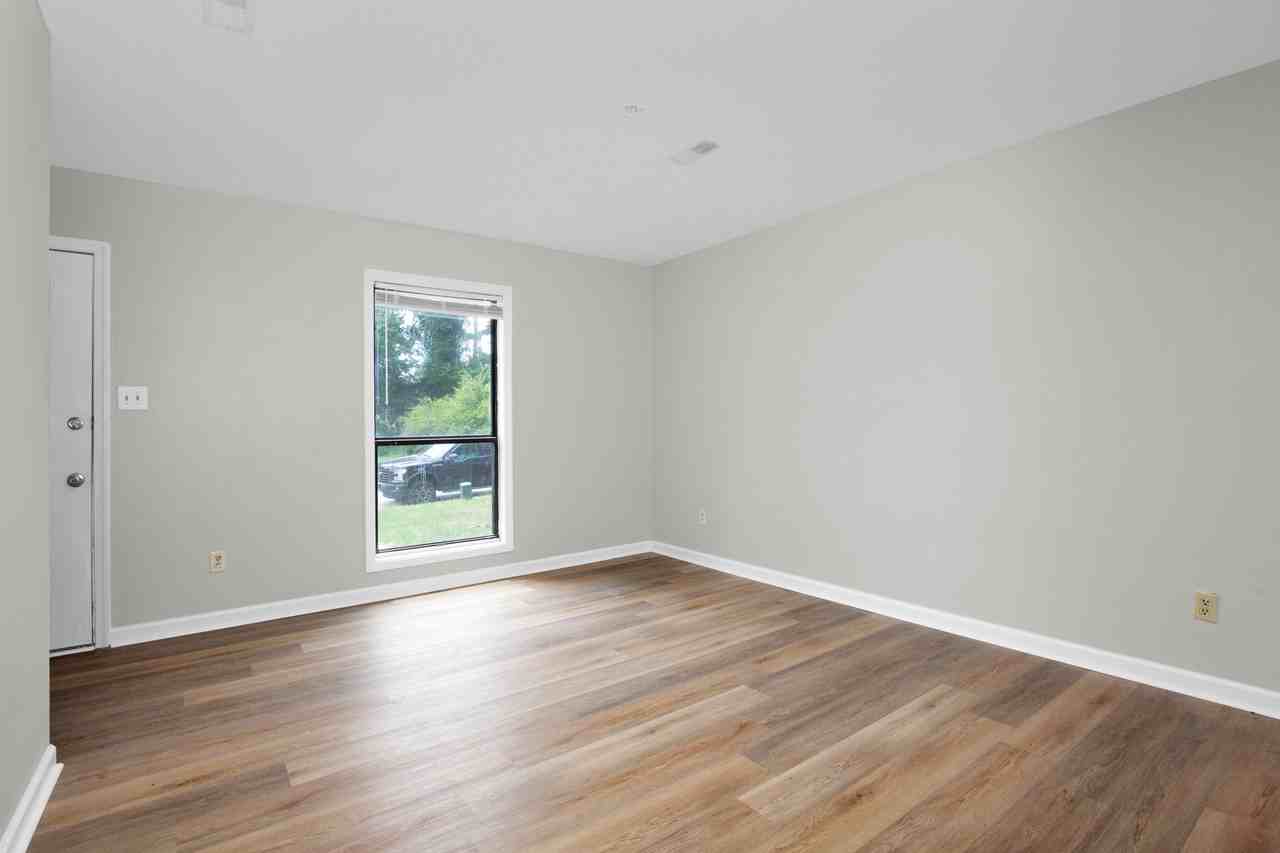 5906 Aftonshire Dr #5906 - Photo 6 of 20