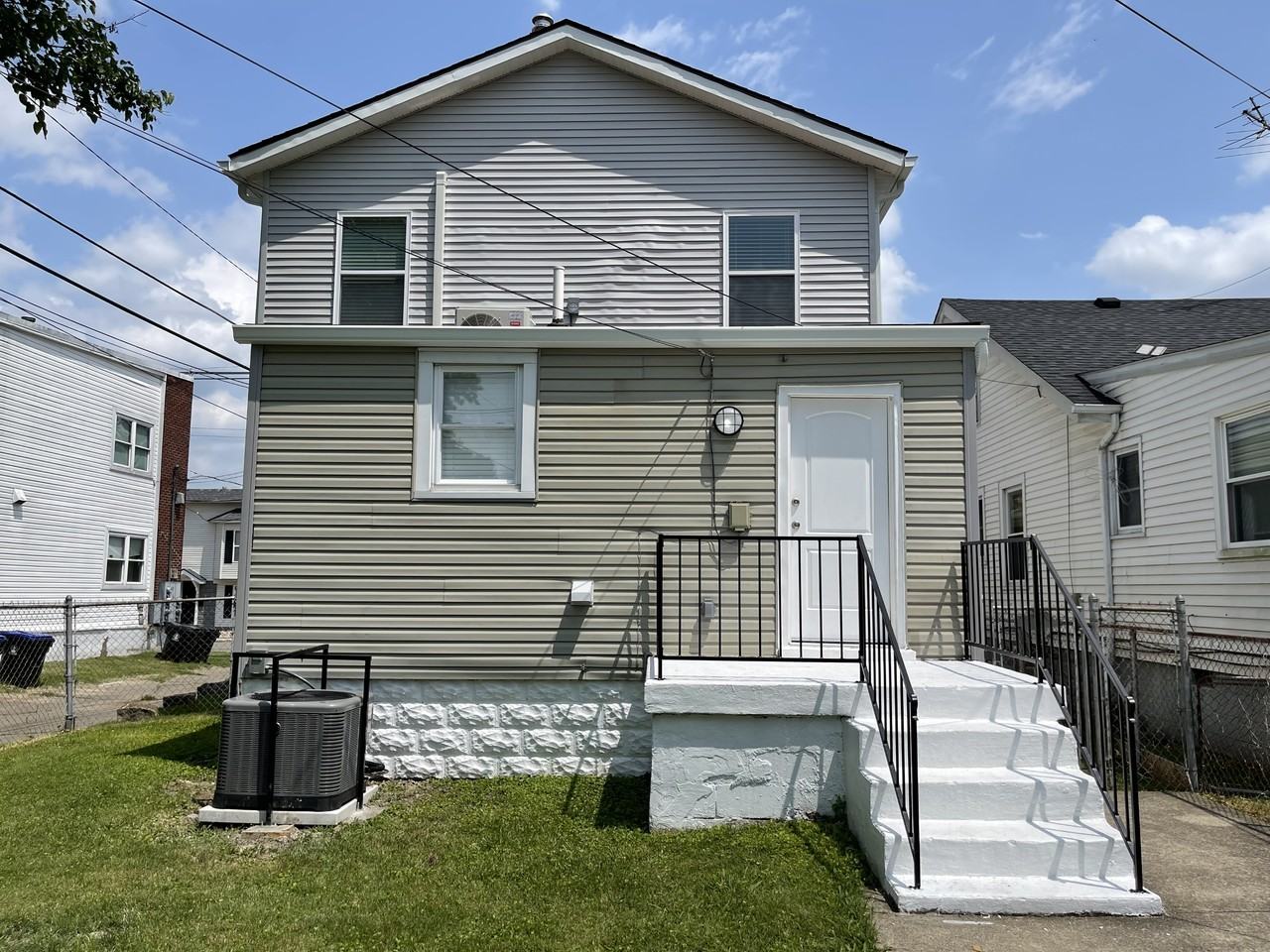 608 S 39th St #NA - Photo 5 of 28