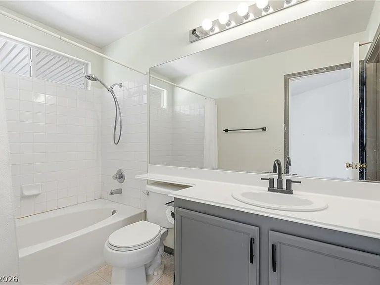 134 Windy Creek Ave - Photo 7 of 14