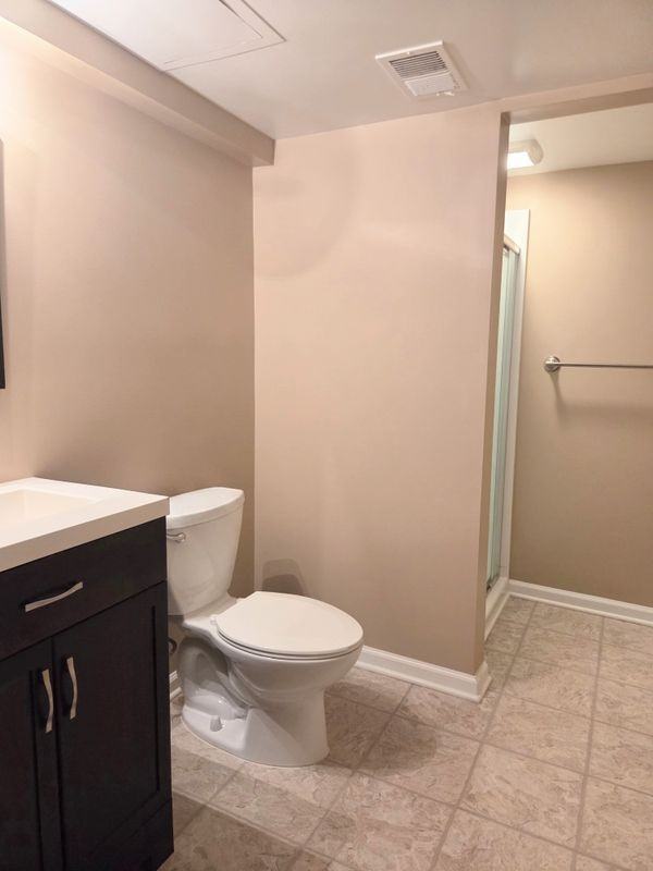 2101  Vine Way Unit 91 Drive - Photo 2 of 24