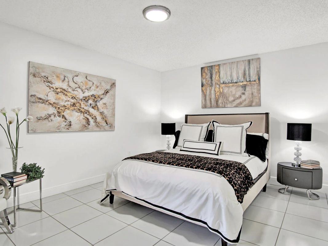 9517 Fontainebleau Blvd ##B - Photo 3 of 37