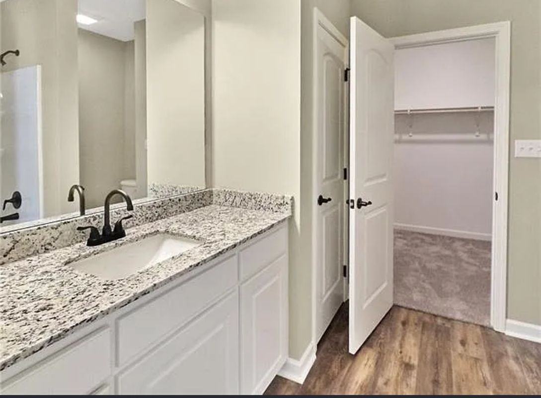 16210 Thorncrown Ln - Photo 5 of 12