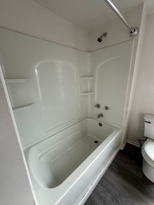 107 W Pulteney St - Photo 7 of 10