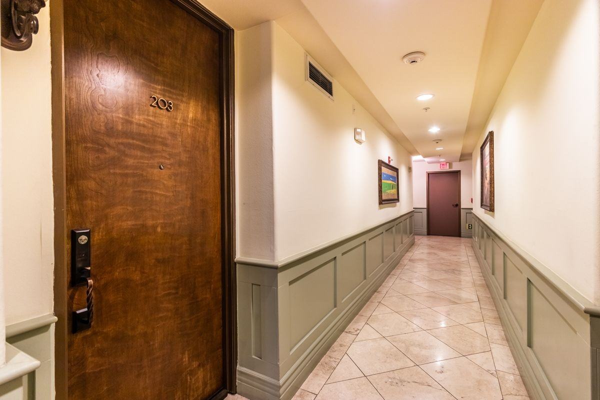 10862 Bloomfield St ##203 - Photo 7 of 26