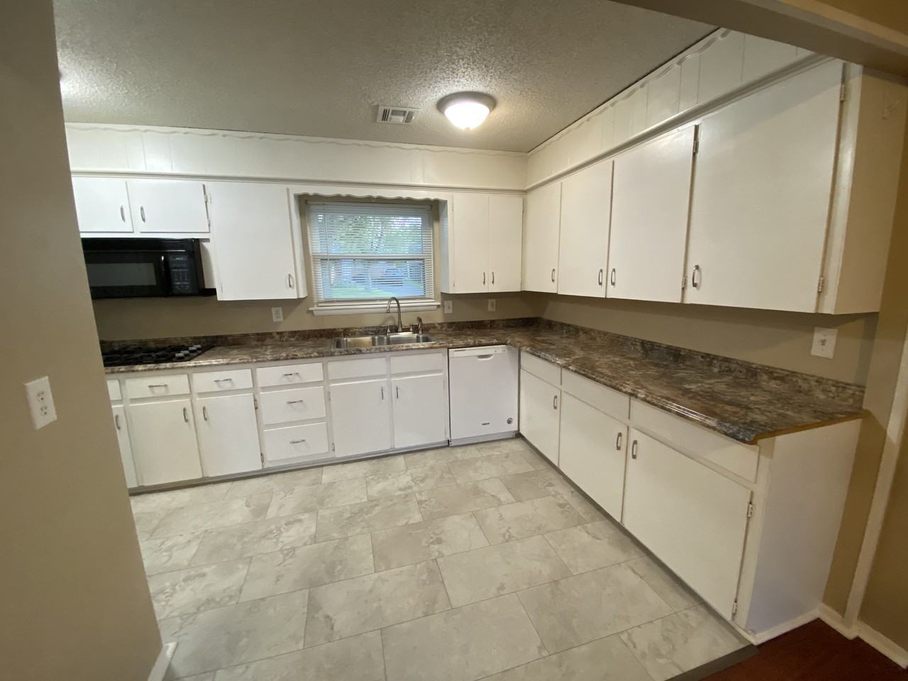 4952 Baylor Dr #NA - Photo 3 of 21