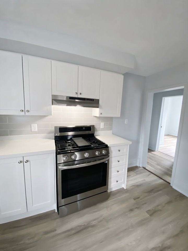 45 Clinton St #2 - Photo 2 of 17