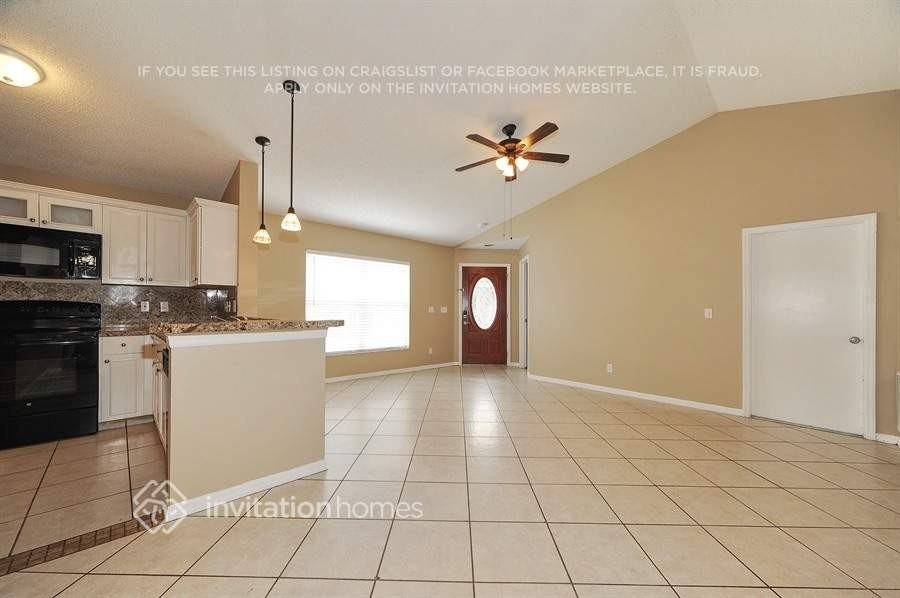818 Cape Cod Cir - Photo 4 of 20