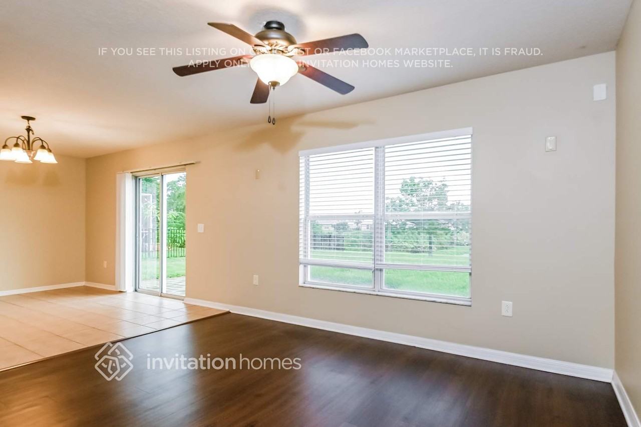 5239 Moon Shell Dr - Photo 5 of 18