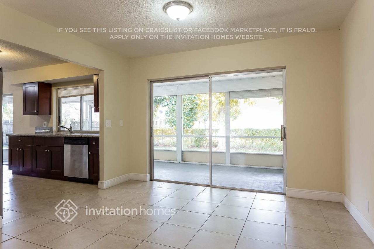 859 Camellia Dr - Photo 6 of 18