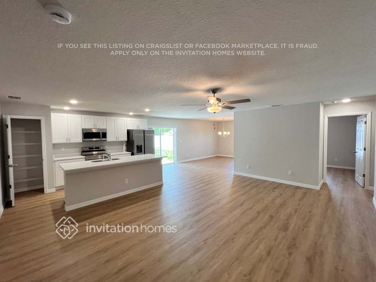 3358 Sw Perrine St - Photo 3 of 23