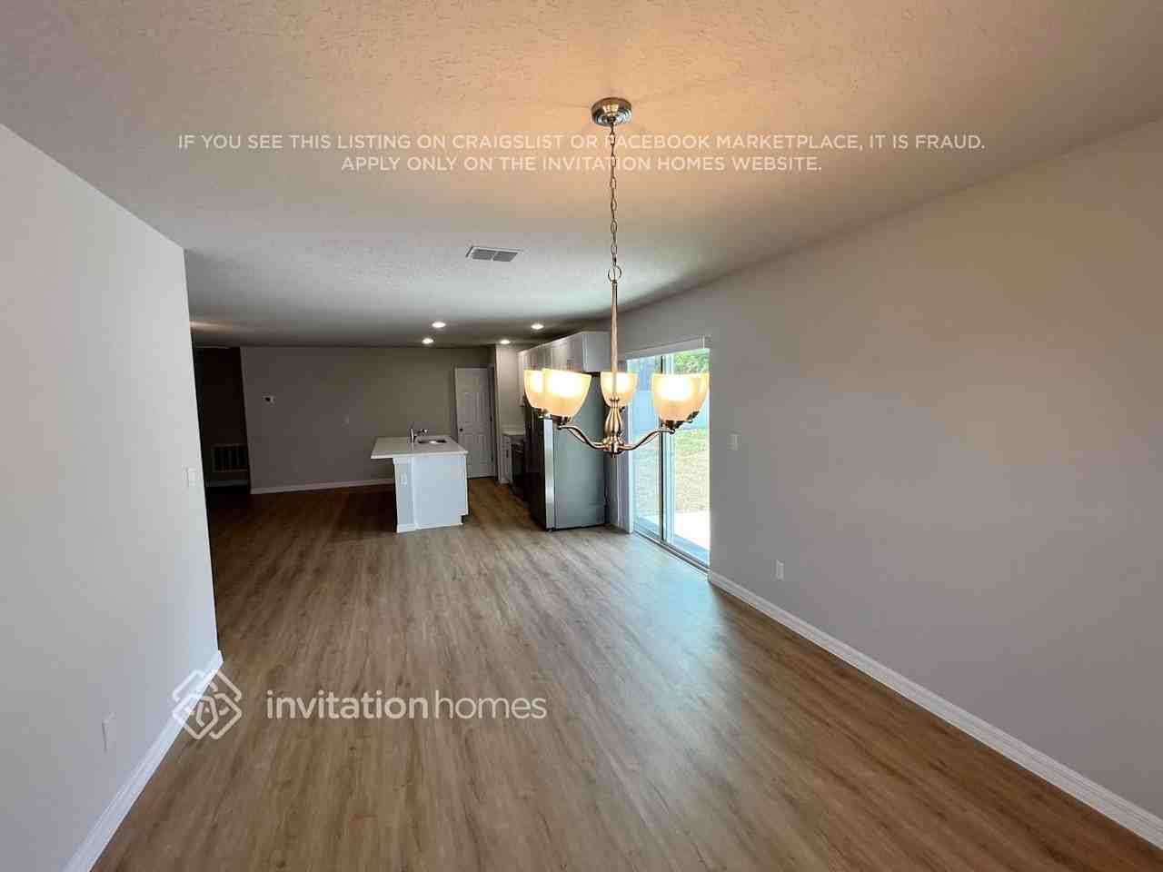 3358 Sw Perrine St - Photo 6 of 23