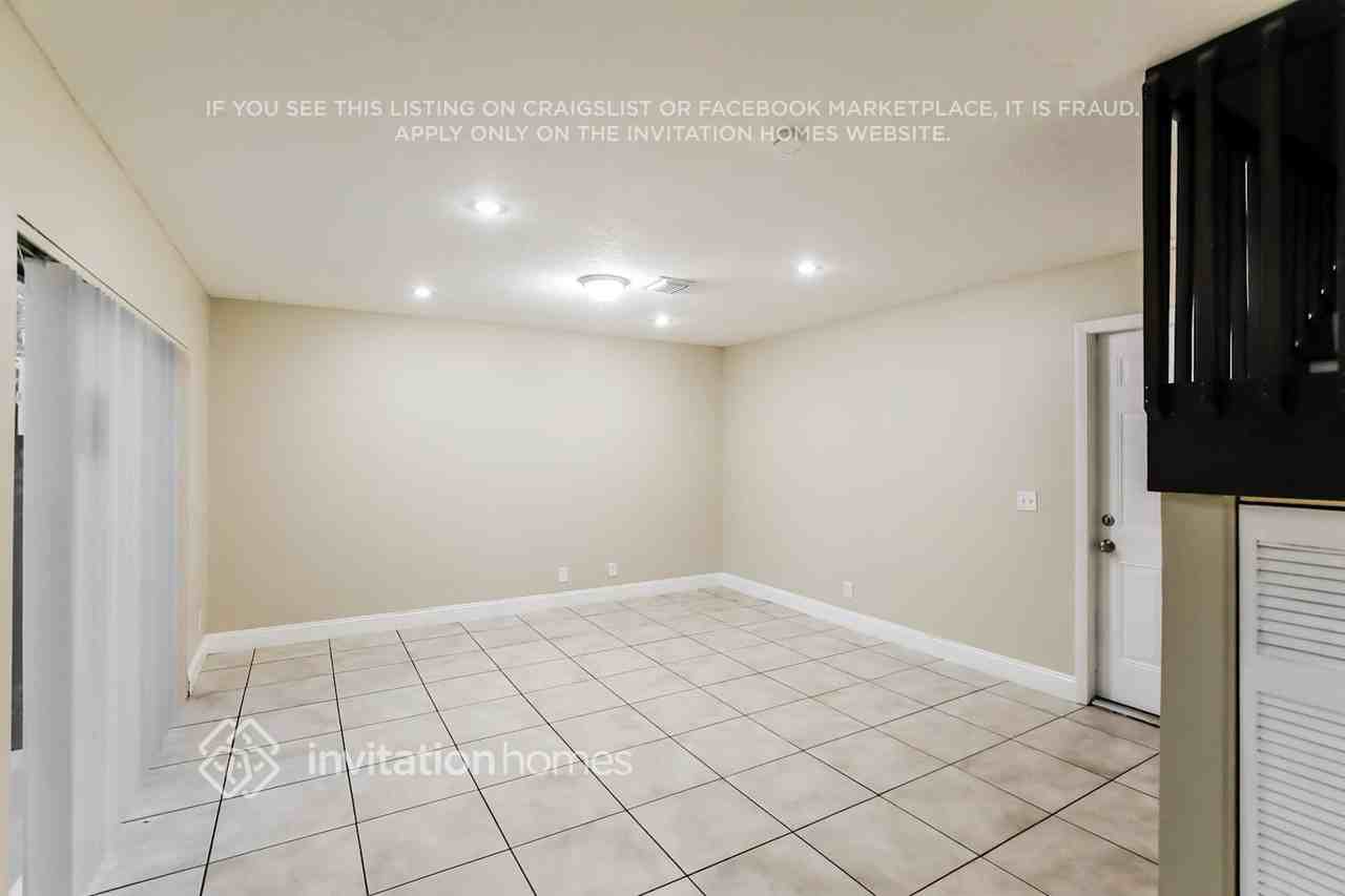 80 Nw 110th Ter - Photo 7 of 18