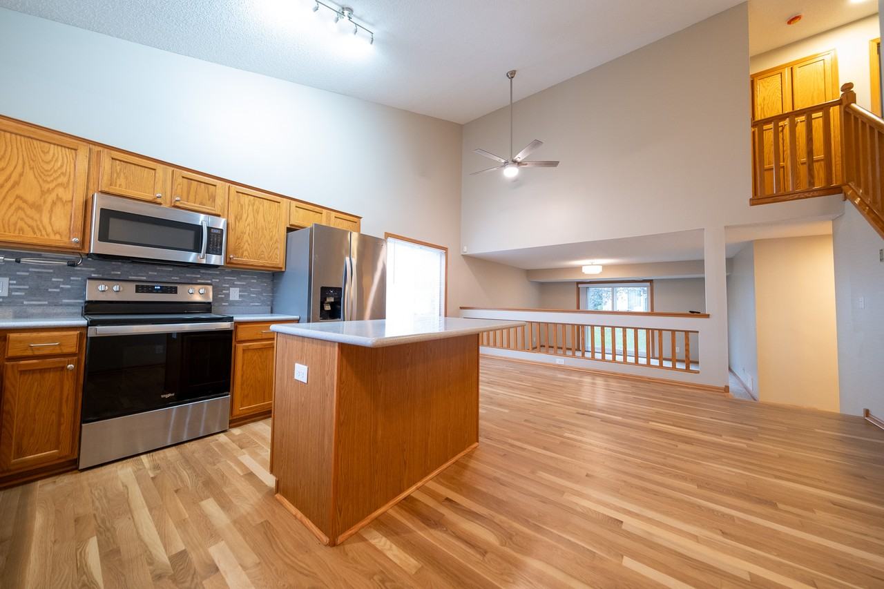 1553 Chartreux Ave #1 - Photo 3 of 23