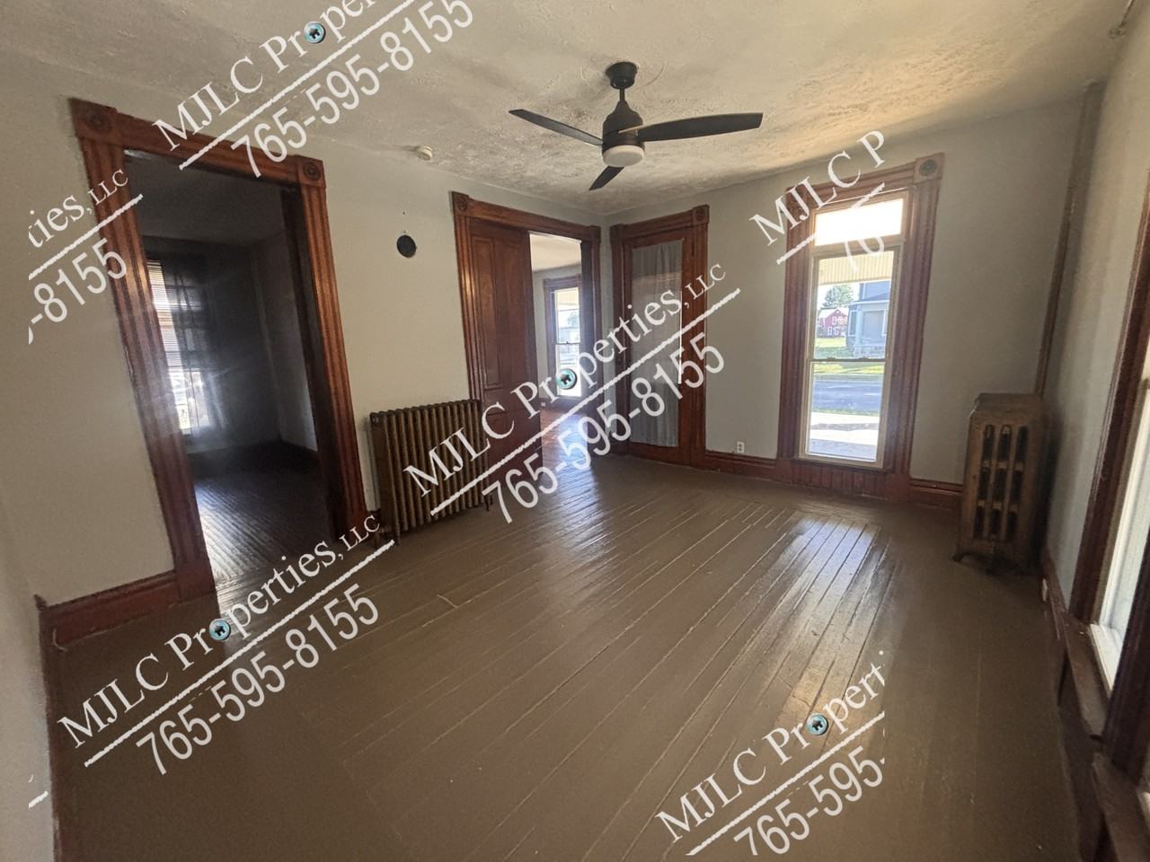 419 E Washington St #1 - Photo 3 of 19