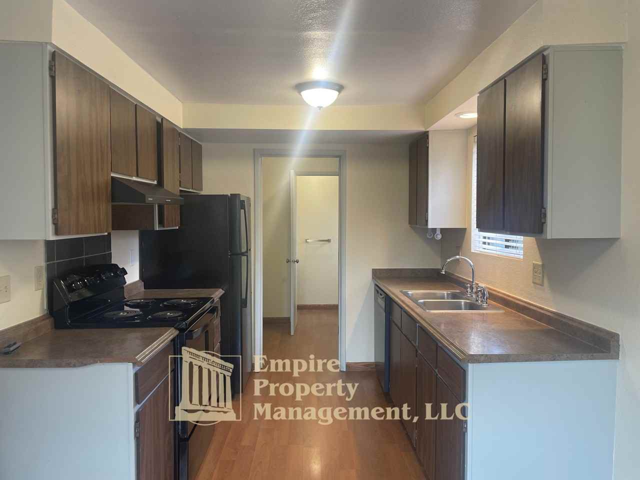 1378 Q St #1378 - Photo 6 of 17