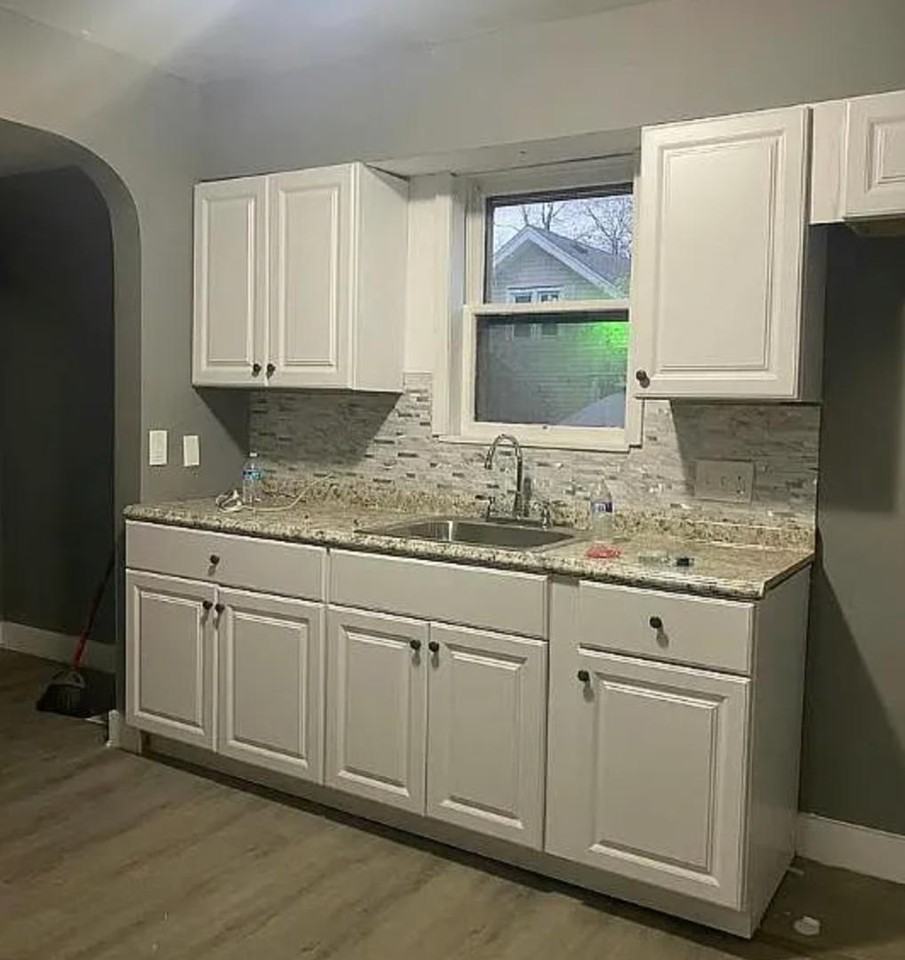 69 E Lowell Ave - Photo 3 of 13