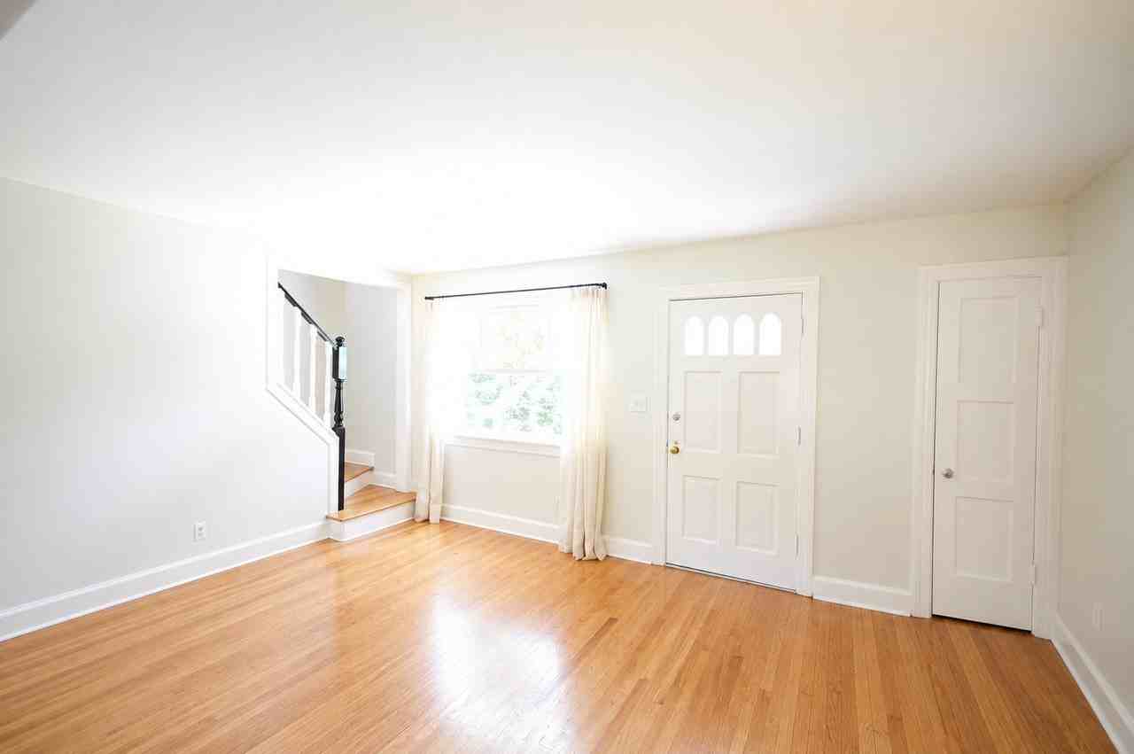 3805 Ormond Rd - Photo 5 of 8