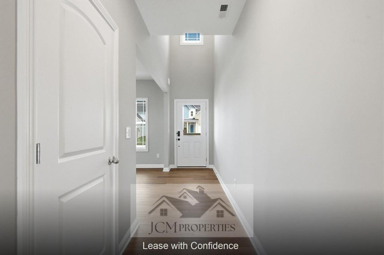 113 Clearwater Dr - Photo 6 of 11