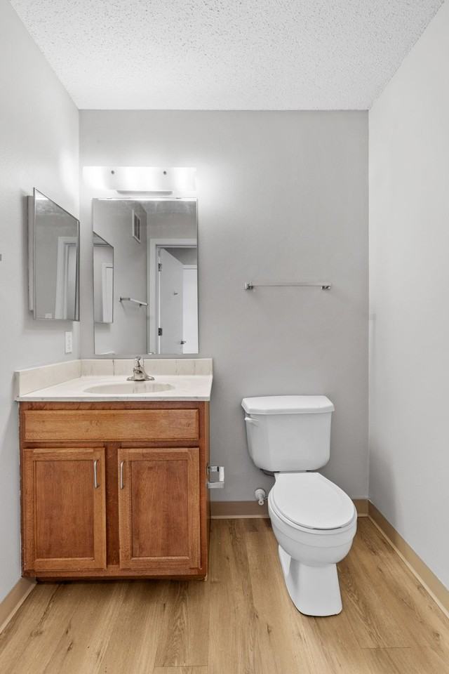 Sibley Cove Apartments - Photo 3 of 23