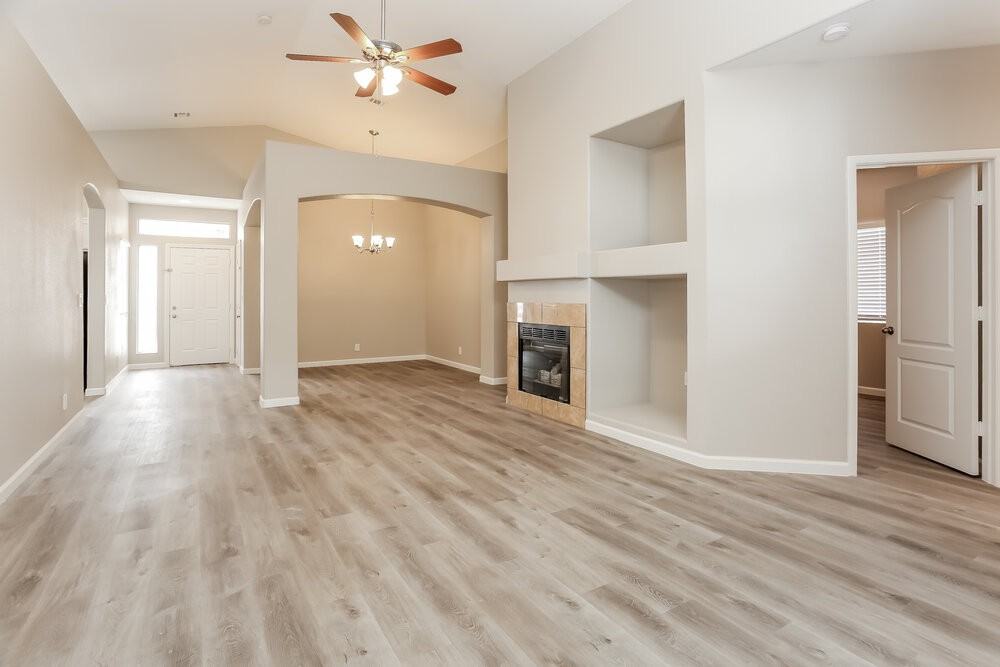 2109 Cardigan Ave - Photo 5 of 16