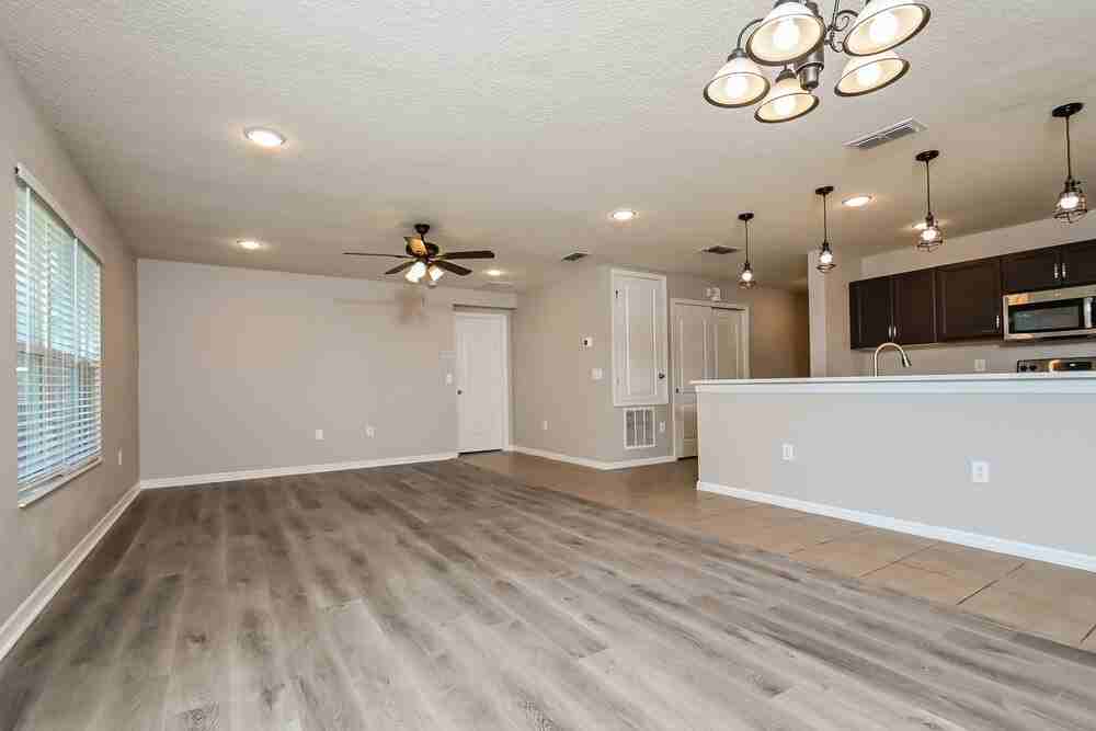 7605 Tangle Rush Dr - Photo 5 of 16
