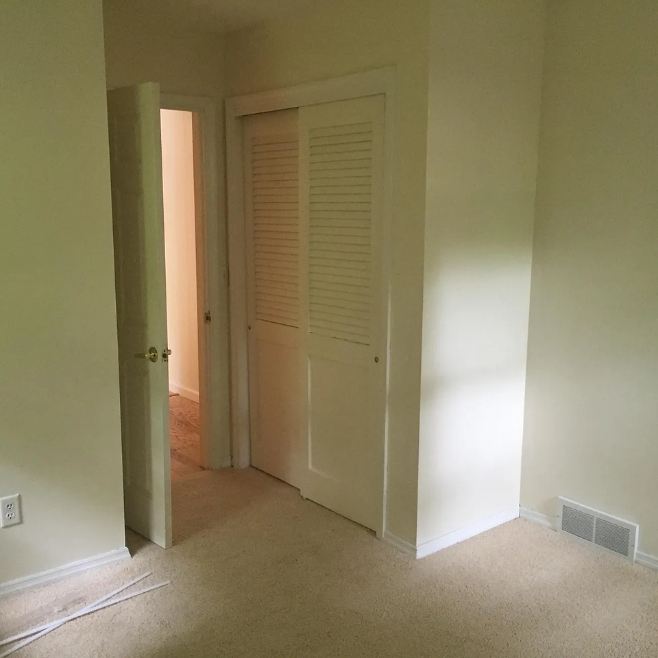 6425 John Dr #1 - Photo 7 of 10