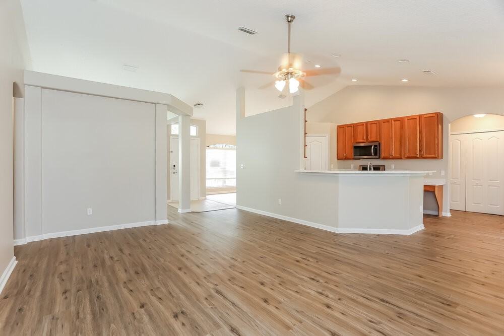 12259 Captiva Bluff Rd - Photo 4 of 16