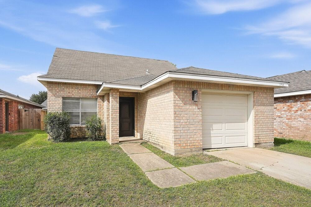 7710 Ellis Dr - Photo 2 of 17