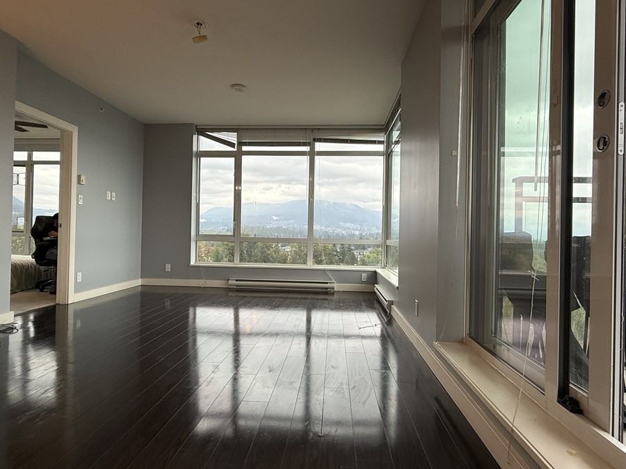 2789 Shaughnessy St - Photo 3 of 34