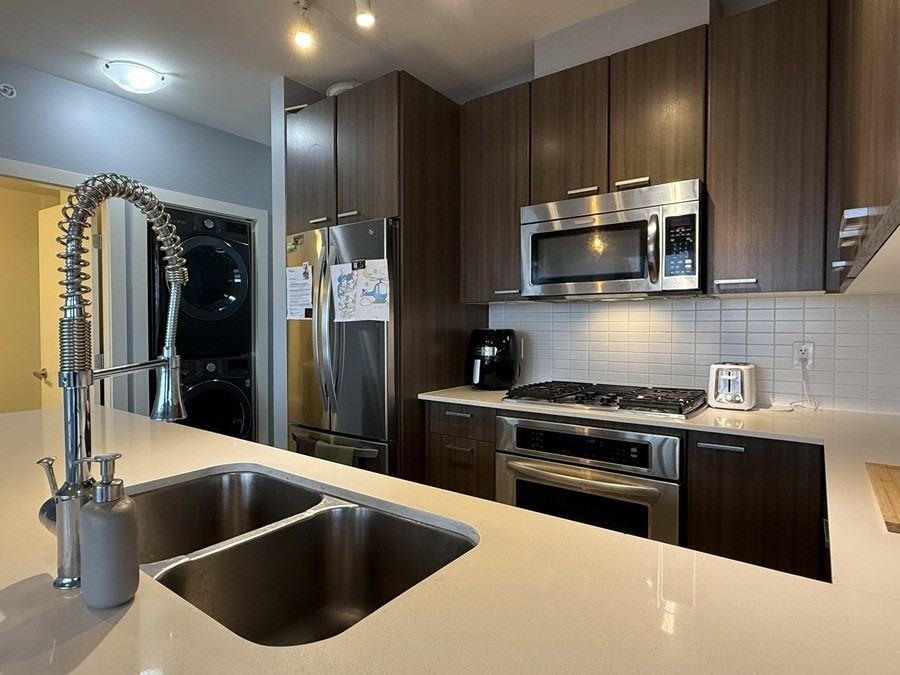 2789 Shaughnessy St - Photo 7 of 34