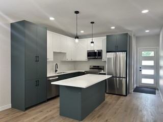 63 Lennox Ave - Photo 3 of 30