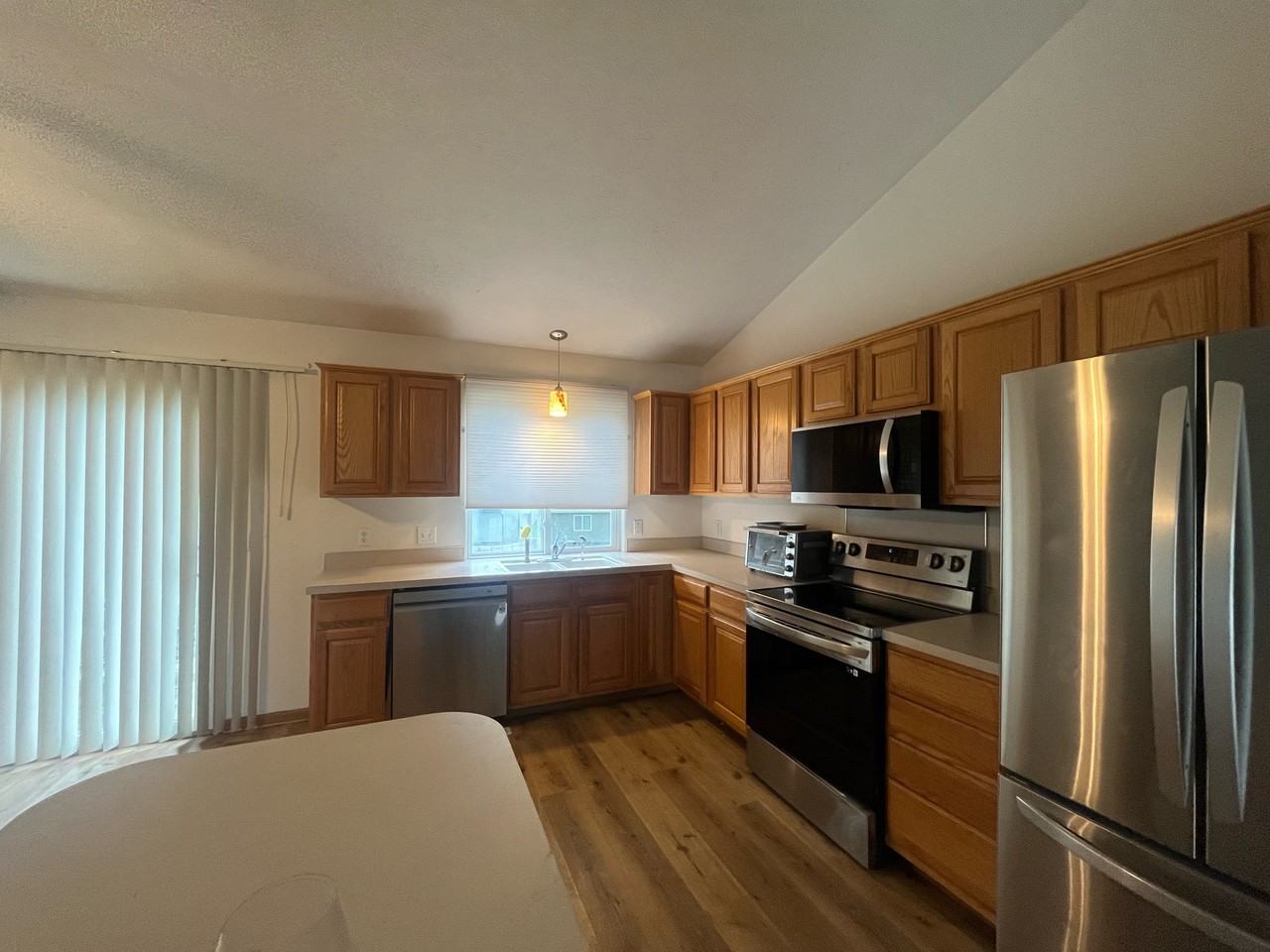 17036 Sprague St #1 - Photo 4 of 16