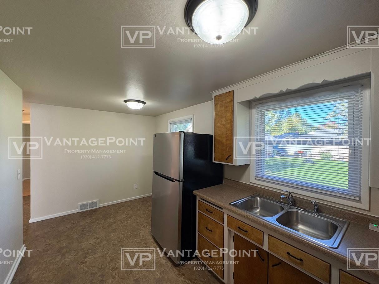 1150 Abrams St #1150 - Photo 7 of 17
