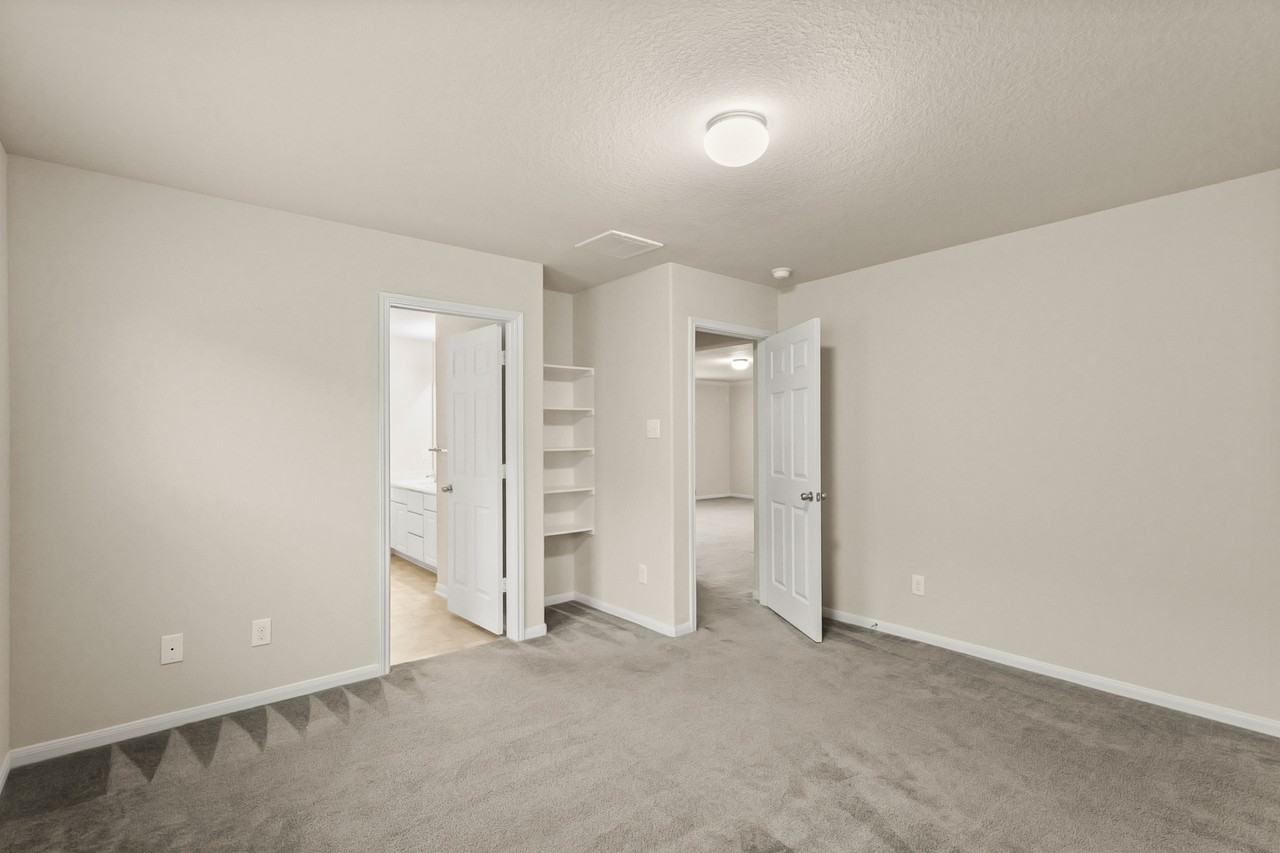16799 Blackberry Lily Ln #1 - Photo 4 of 40