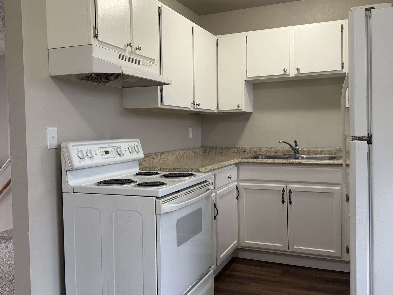 4918 Old Fountain Blvd #1 - Photo 7 of 18