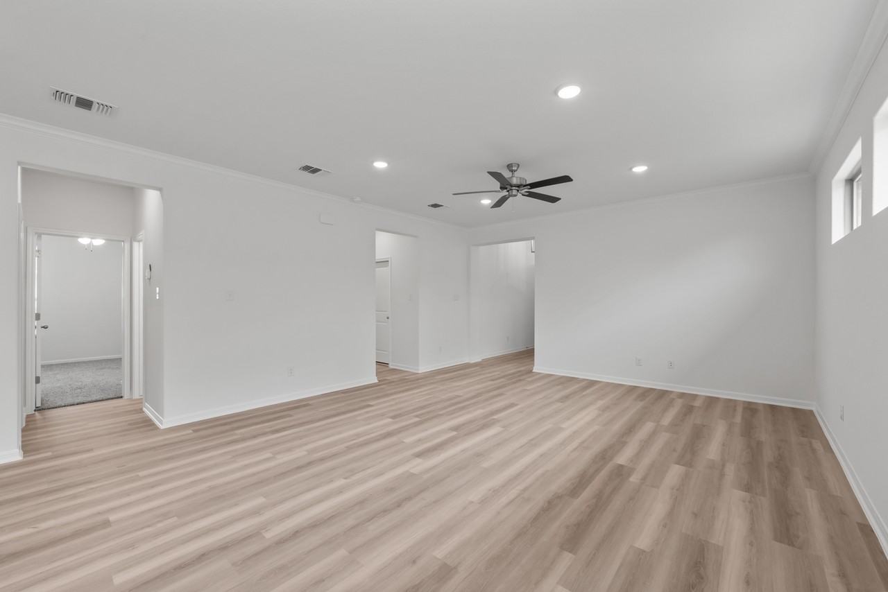 7216 Caladium Dr #1 - Photo 7 of 31