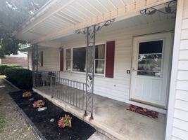 featured image of 115 N Marilyn St #1