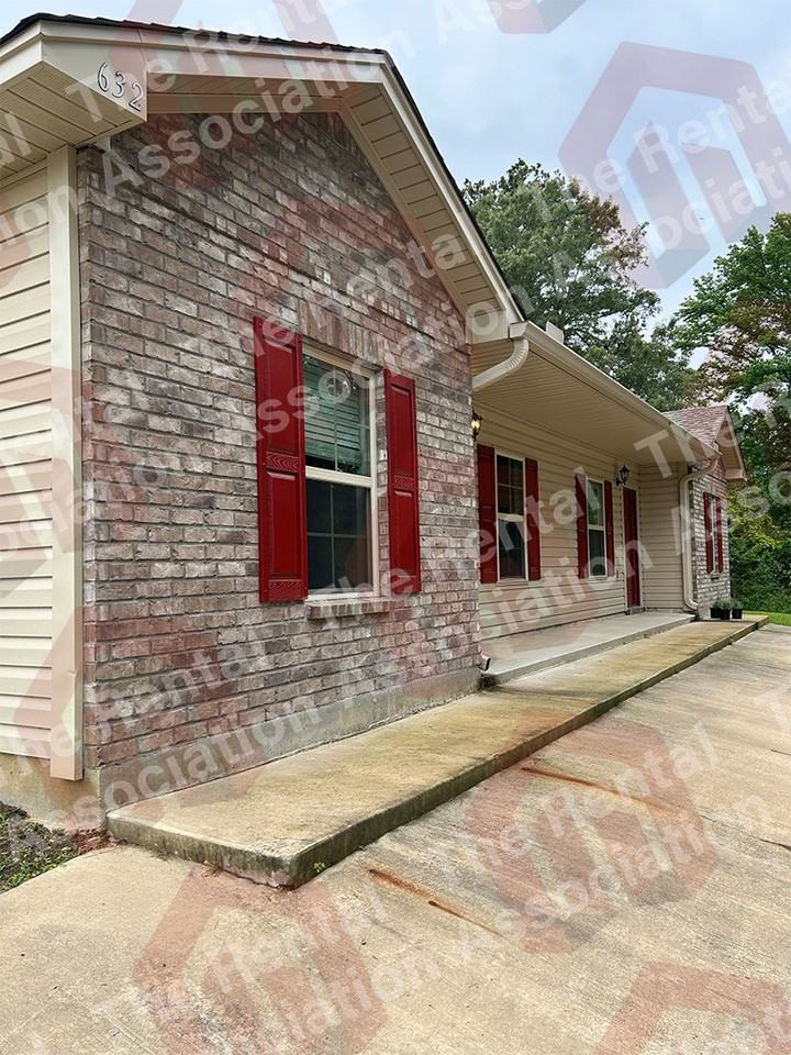 632 Old Darbonne Rd #1 - Photo 2 of 15