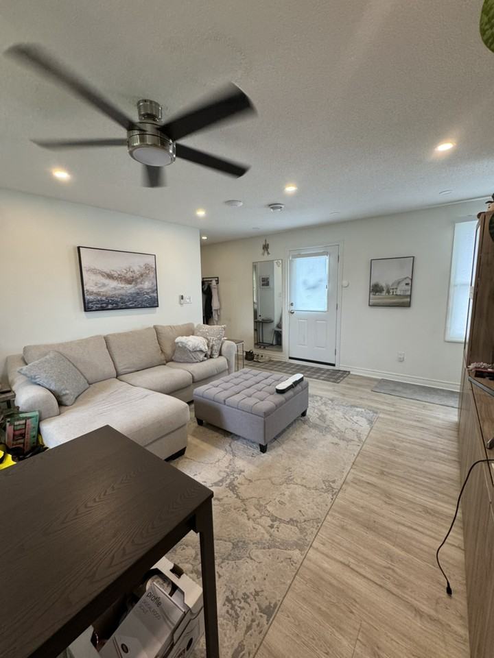 5602 George St - Photo 3 of 11