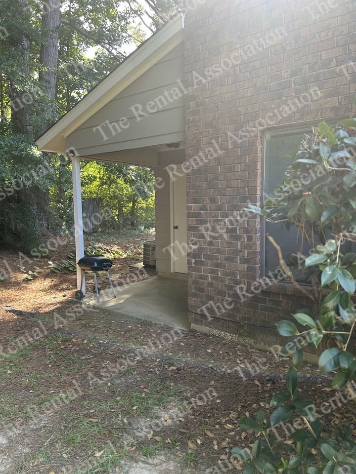 715 Jody Ct #1 - Photo 2 of 5
