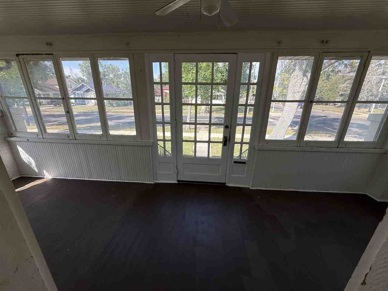 2526 1st Ave N #1 - Photo 4 of 31