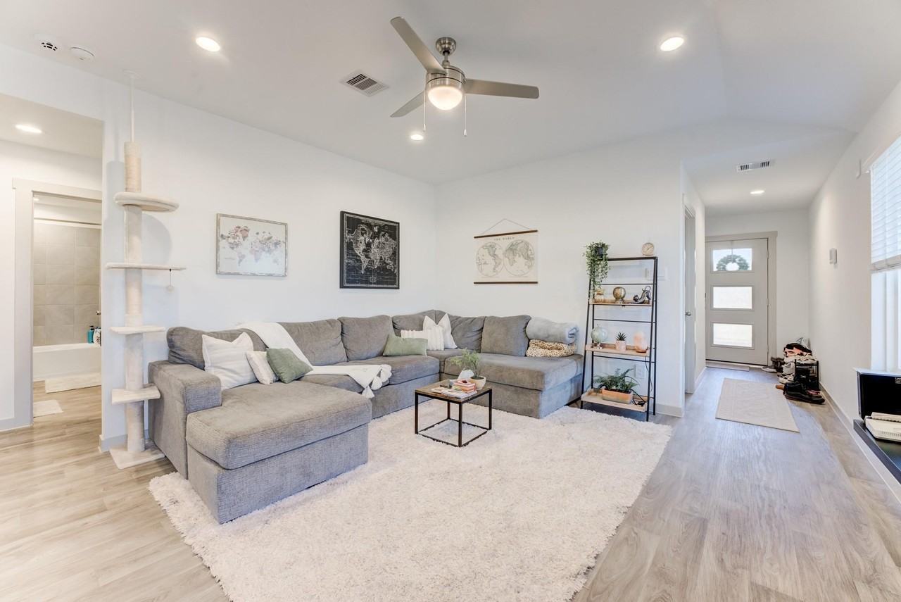 3018 Fenchurch Elm Trl #1 - Photo 4 of 42