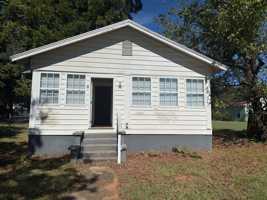 featured image of 1702 26th Ave N #1