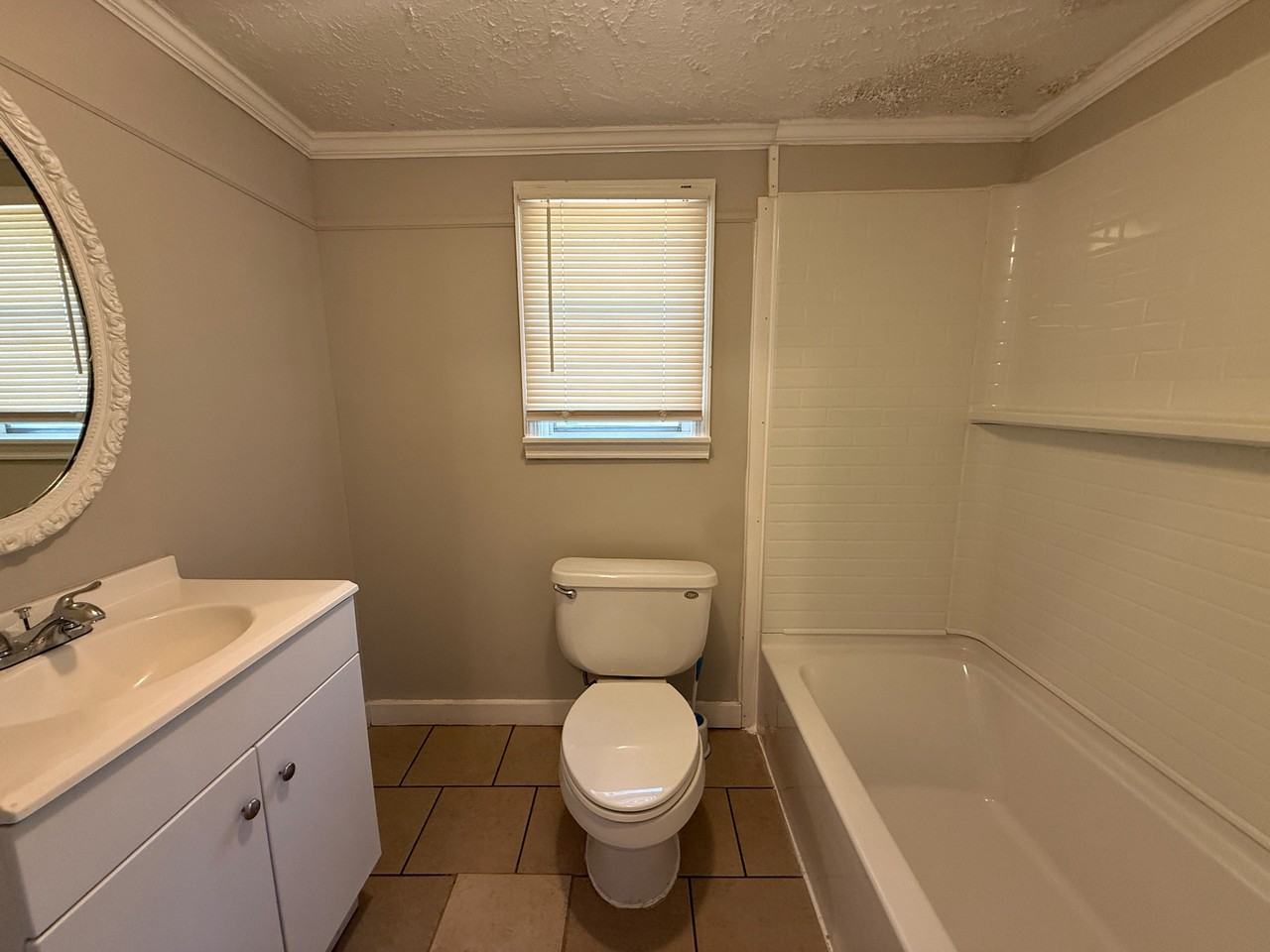 1702 26th Ave N #1 - Photo 4 of 15