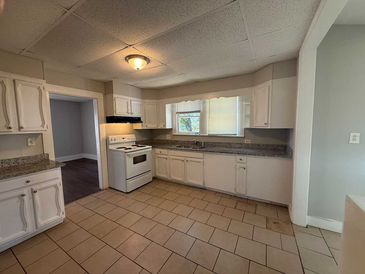 1702 26th Ave N #1 - Photo 7 of 15