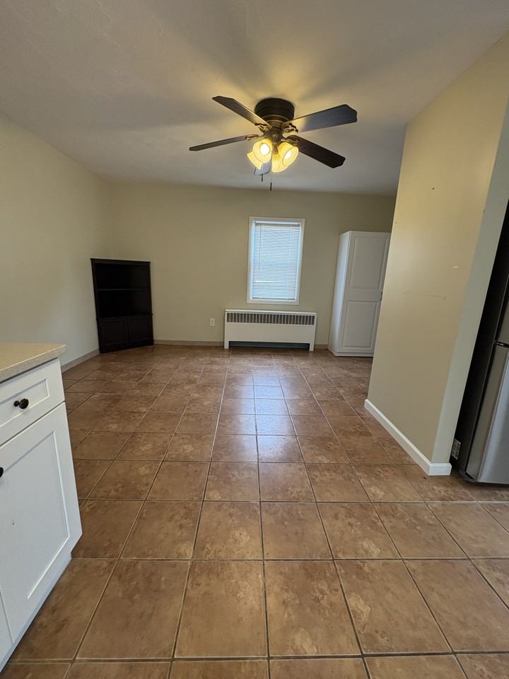 455 Crown Point Rd #A - Photo 4 of 9
